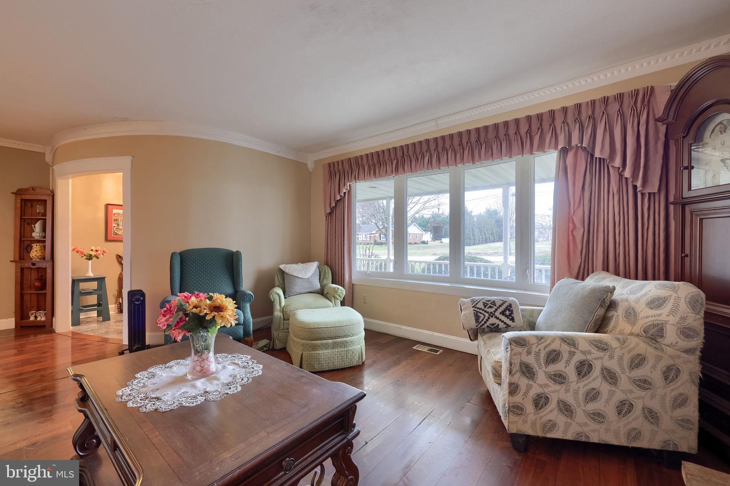 1019 Spring Road