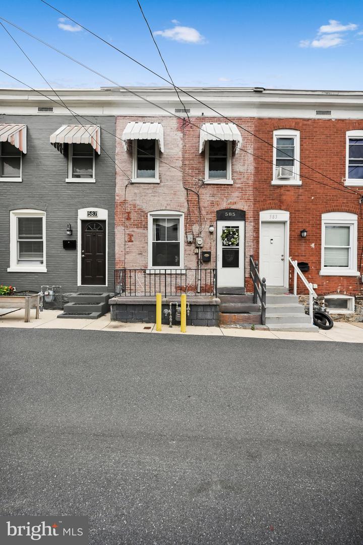 585 Zook Avenue