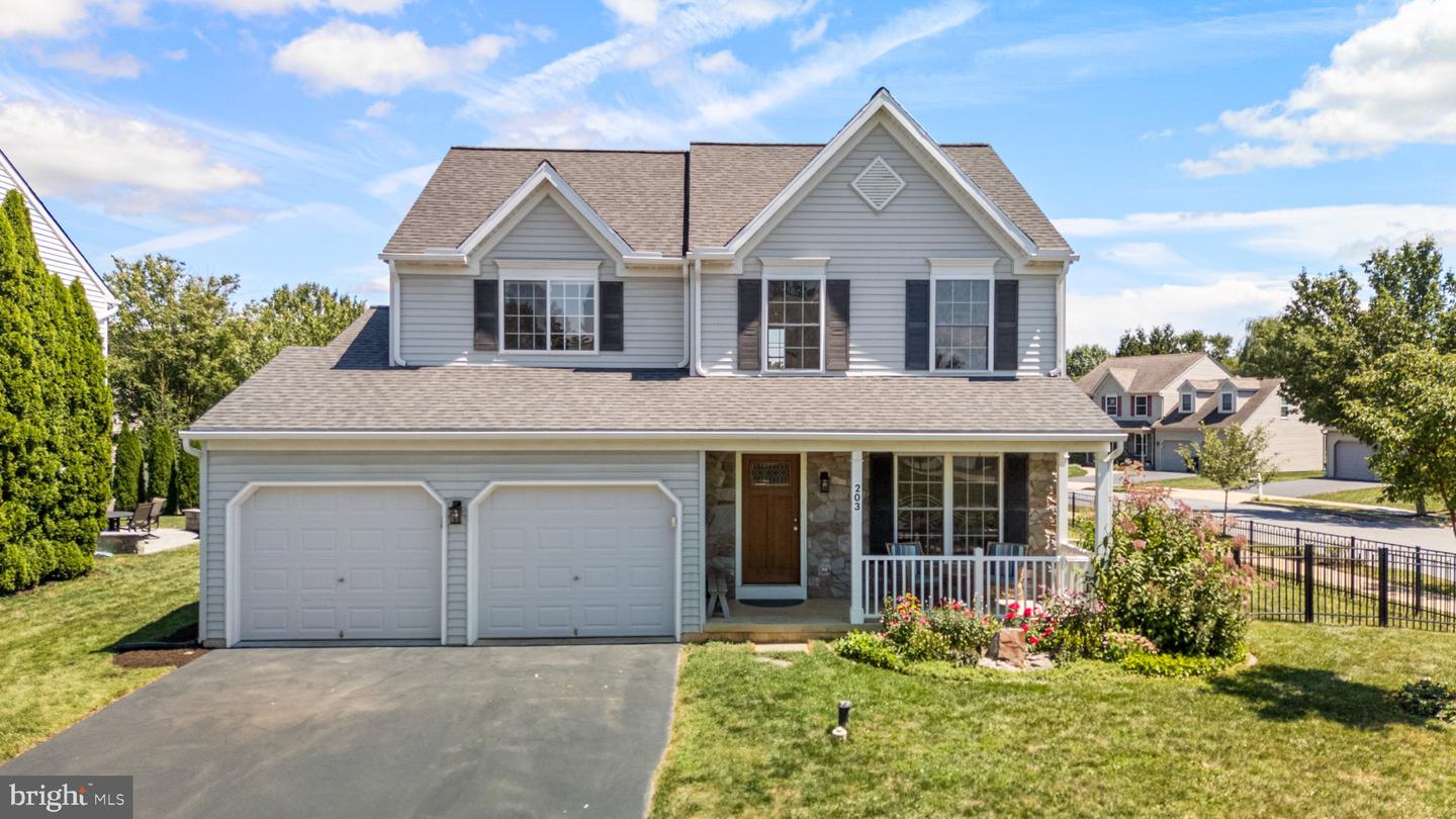 203 Deerfield Lane