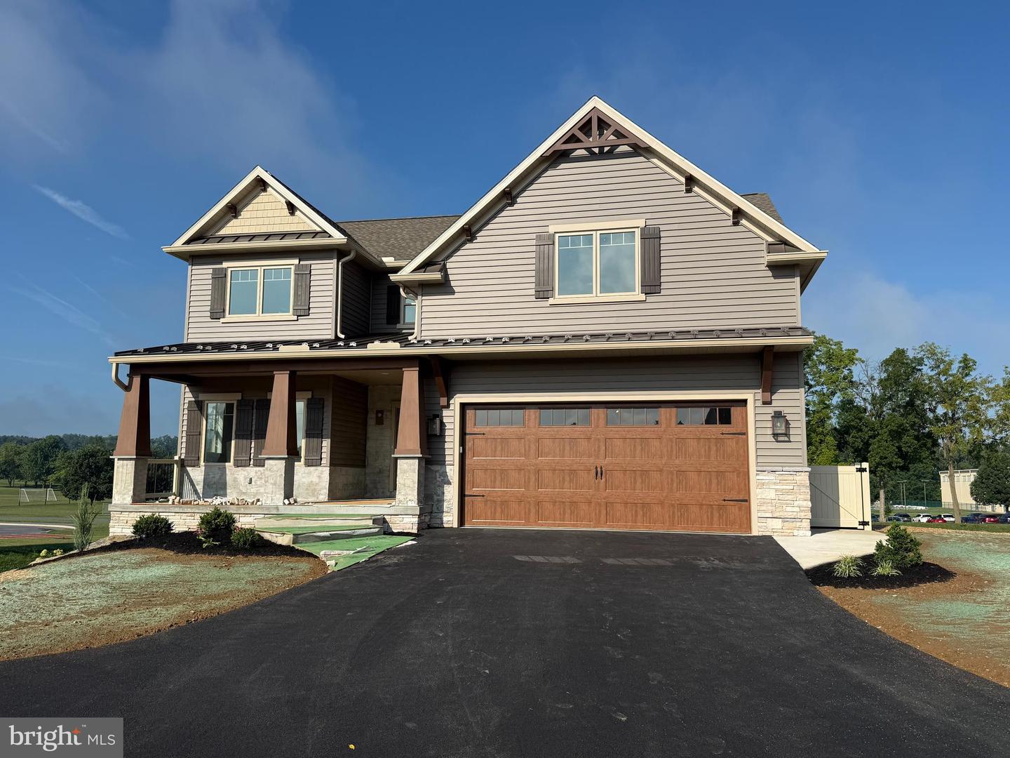 233 Parkside Place