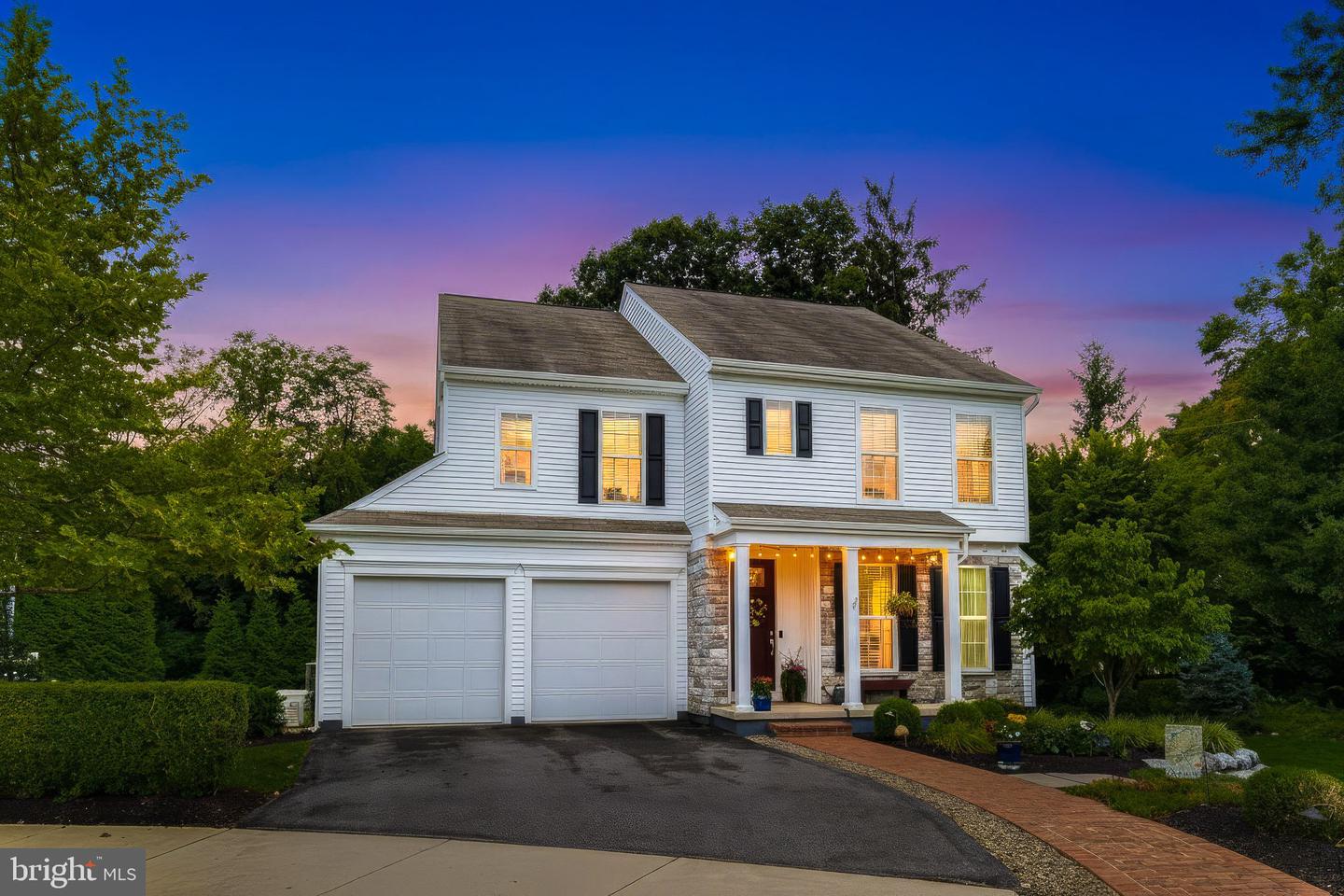 1214 Edgemoor Court