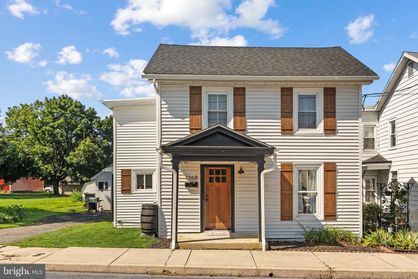 1368 Apple Street