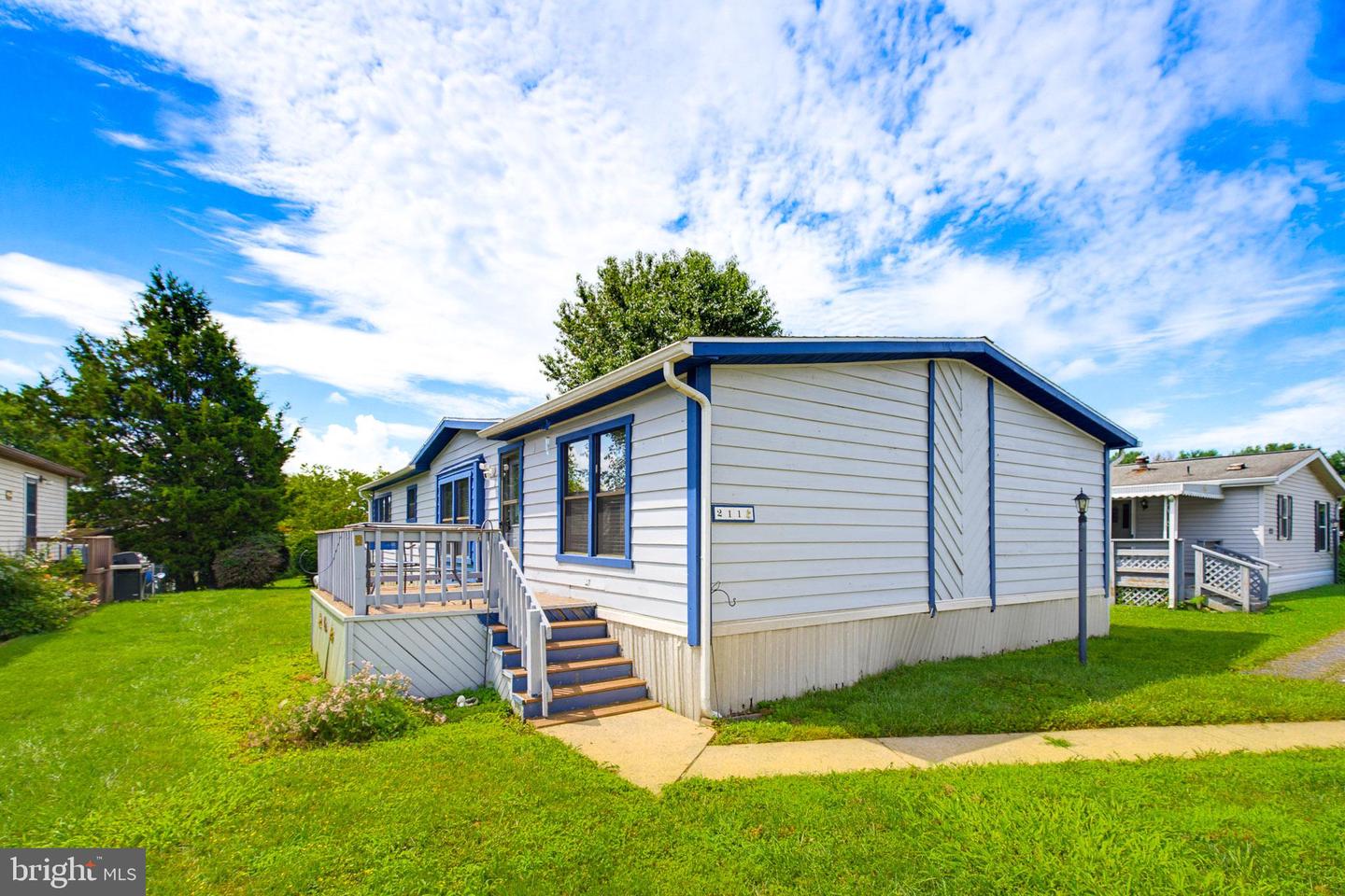 211 Greyfield Drive