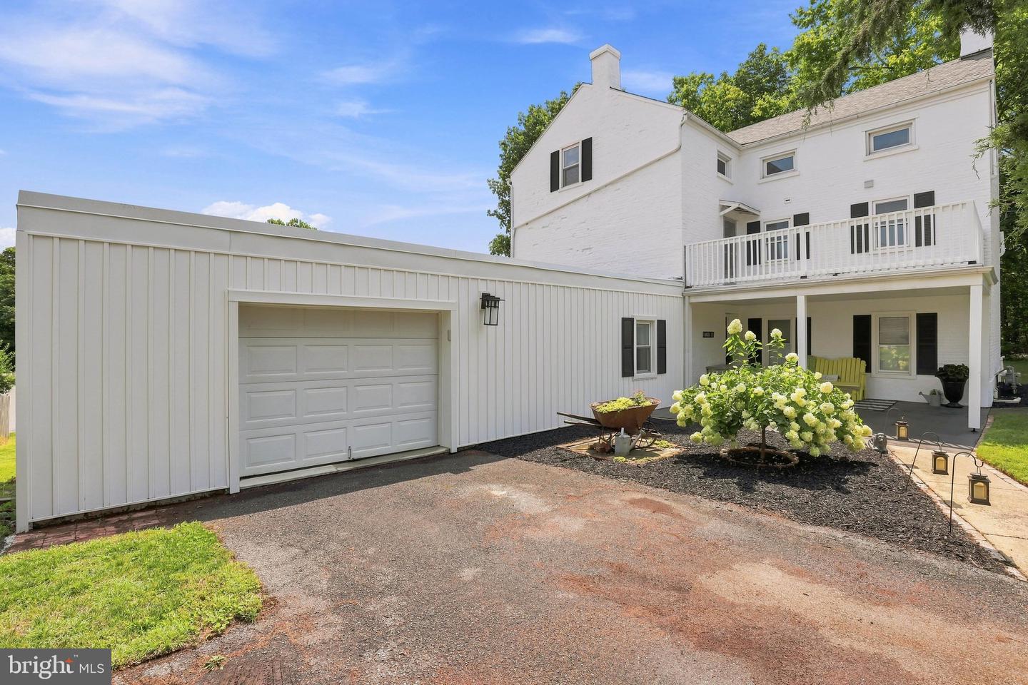 535 S 9th Street