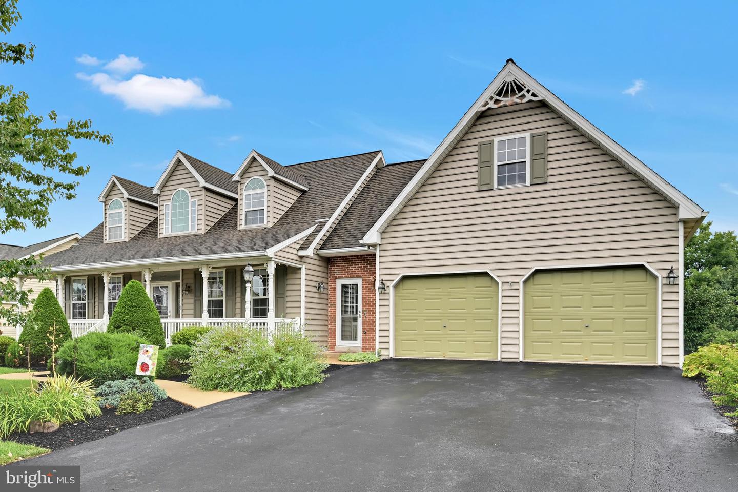 1310 Harvest Drive