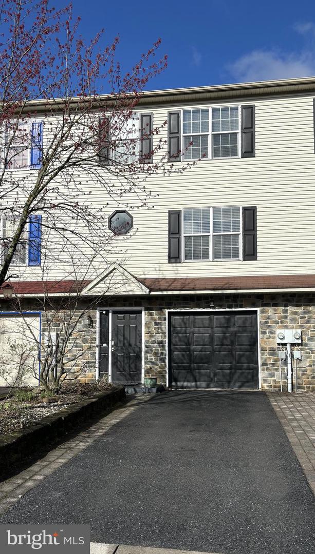 6630 Jefferson Court, New Tripoli