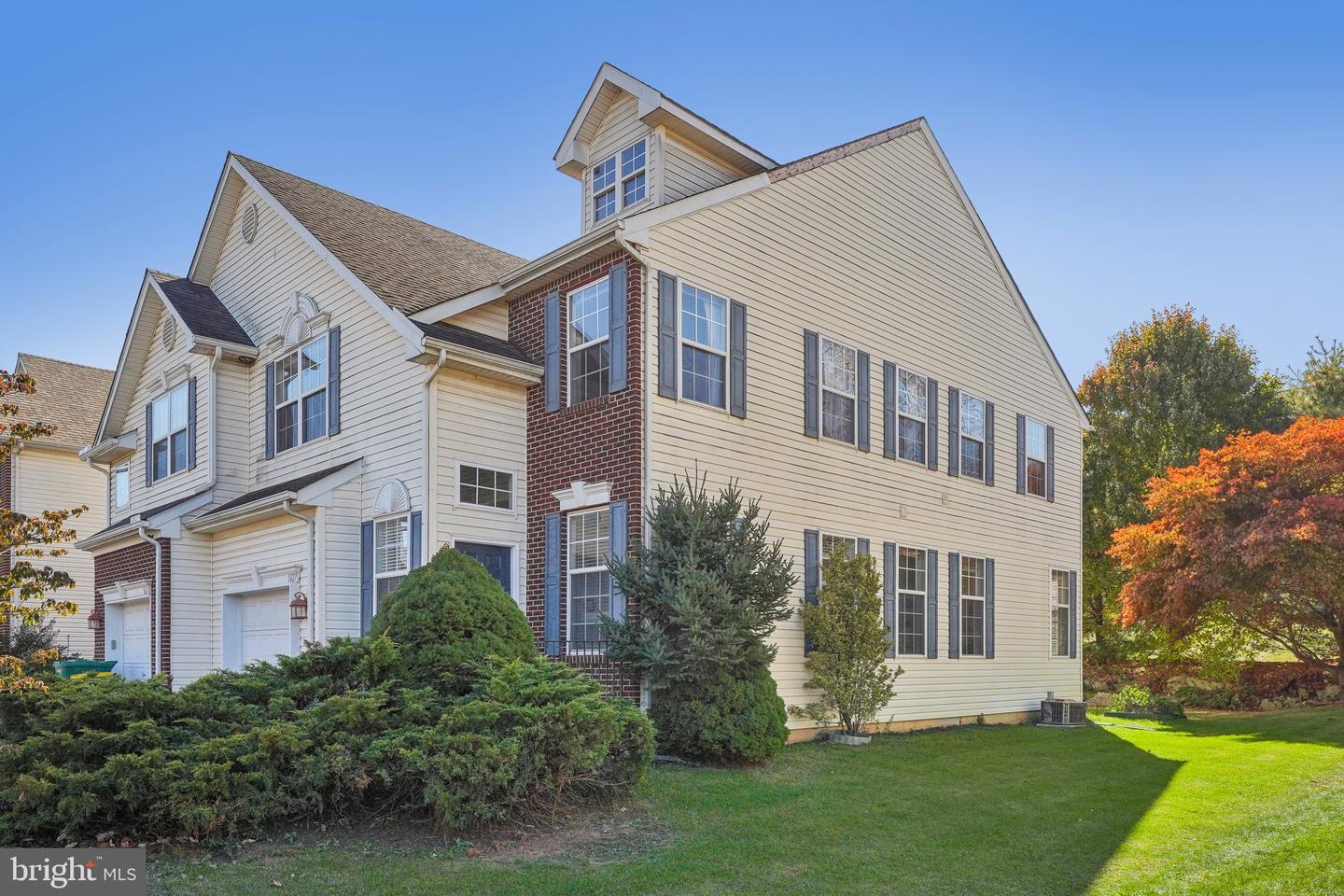 5627 Spring Ridge Drive W, Macungie