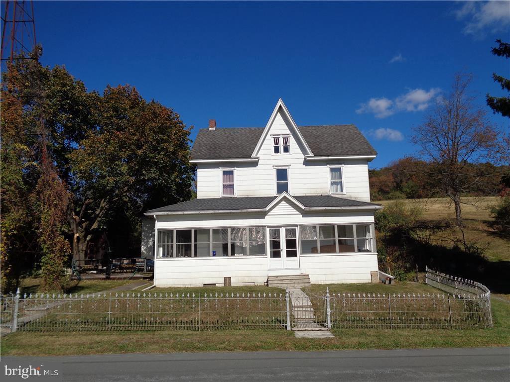 6975 Country Spring Road, New Tripoli