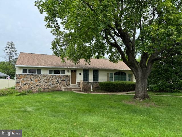 28 S 9th Street, Coopersburg