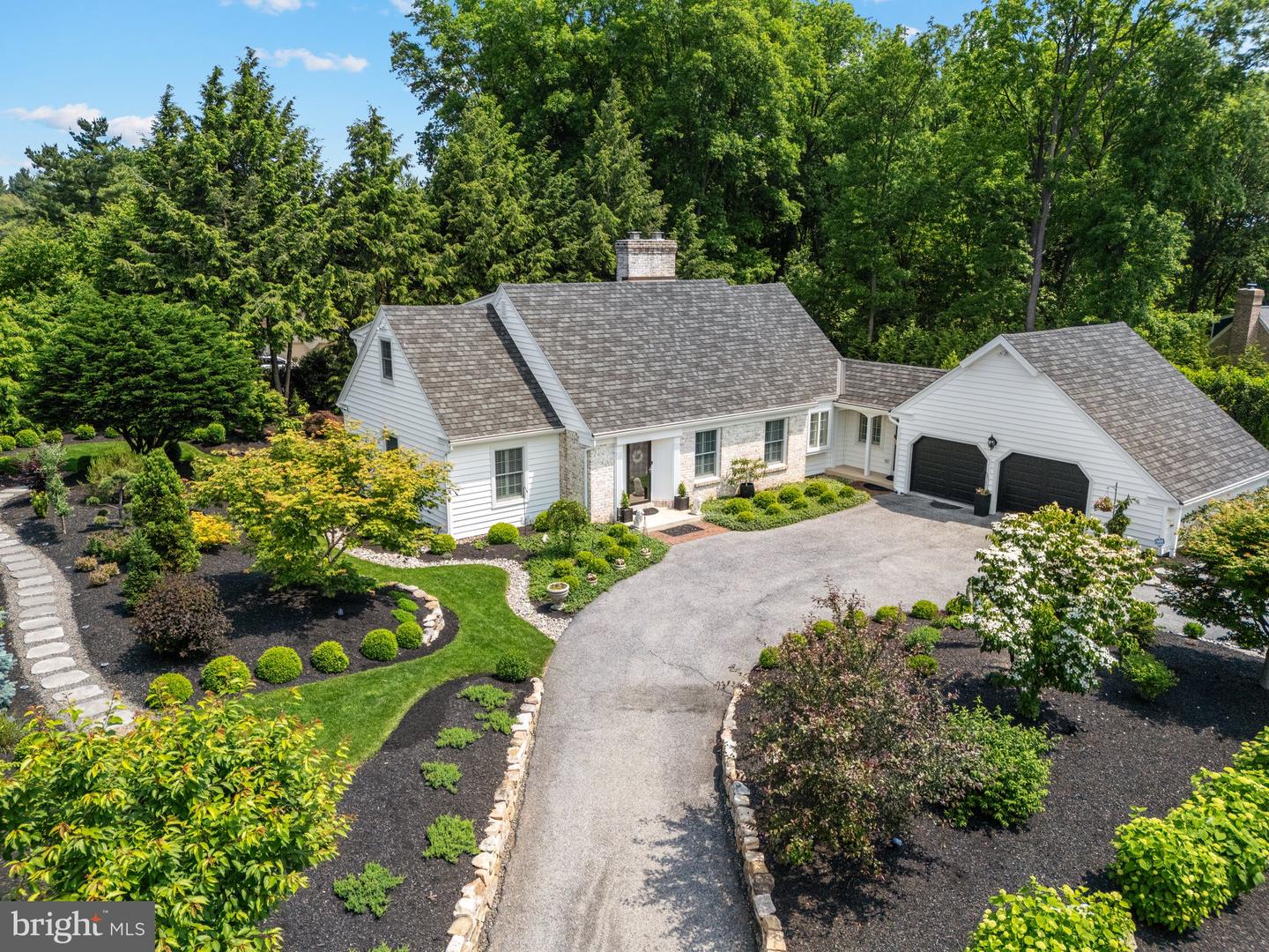 4704 Sweetbriar Circle, Emmaus