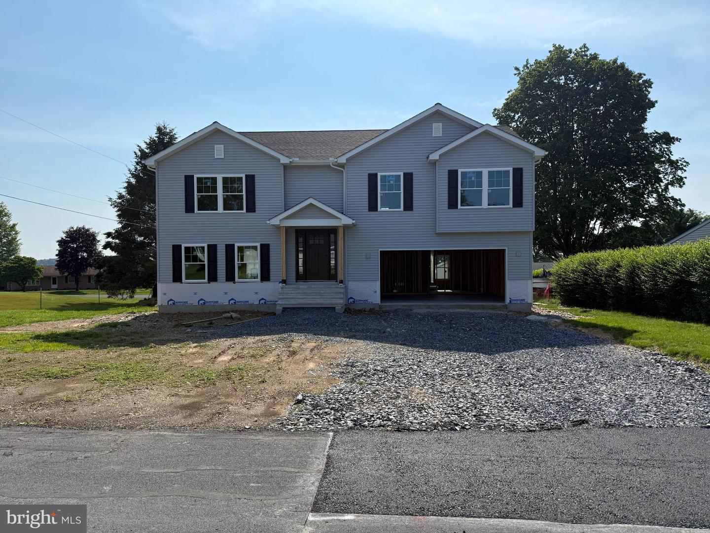 5743 Crescent Drive, Schnecksville
