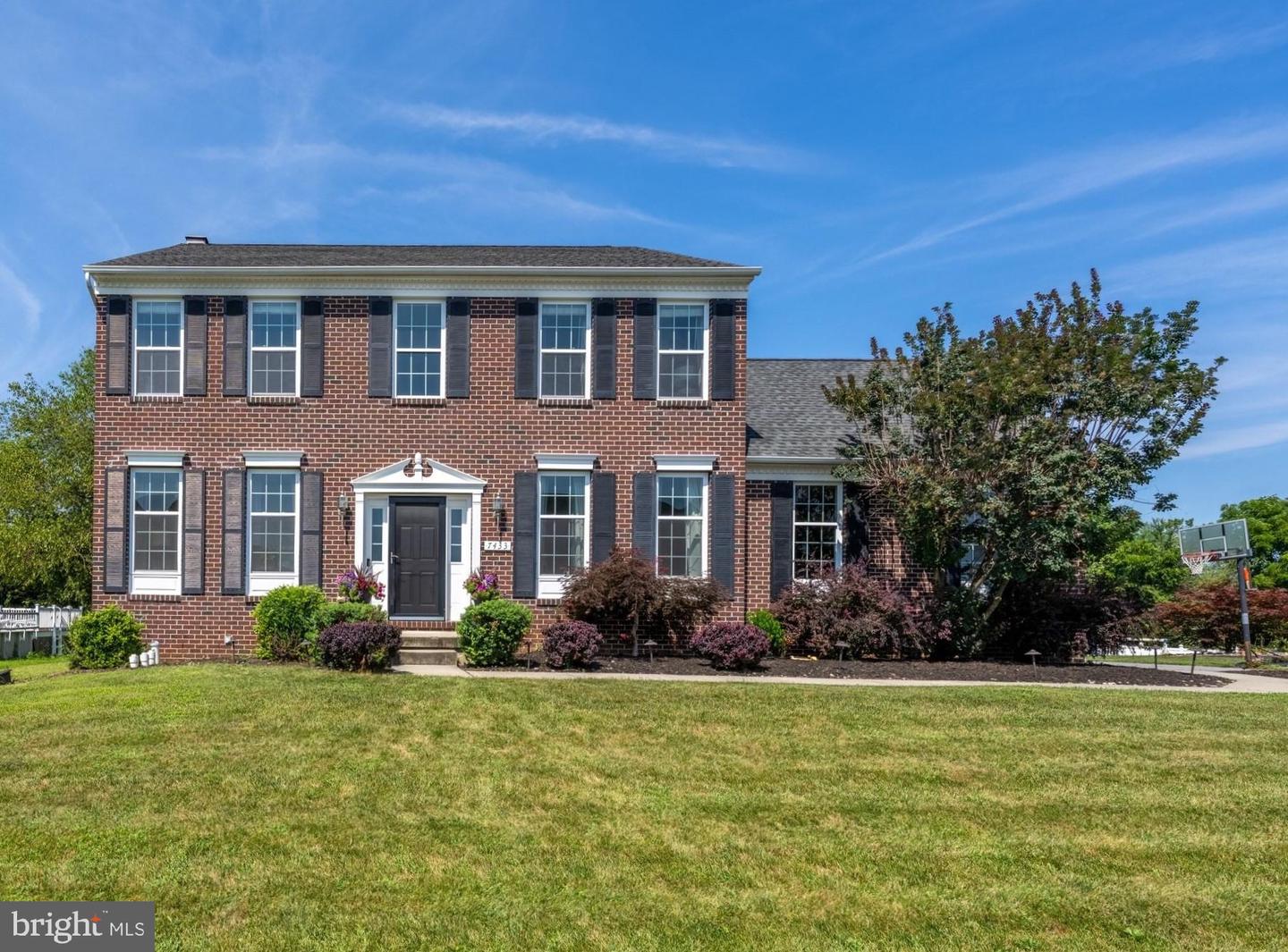 7433 Cedar Road, Macungie