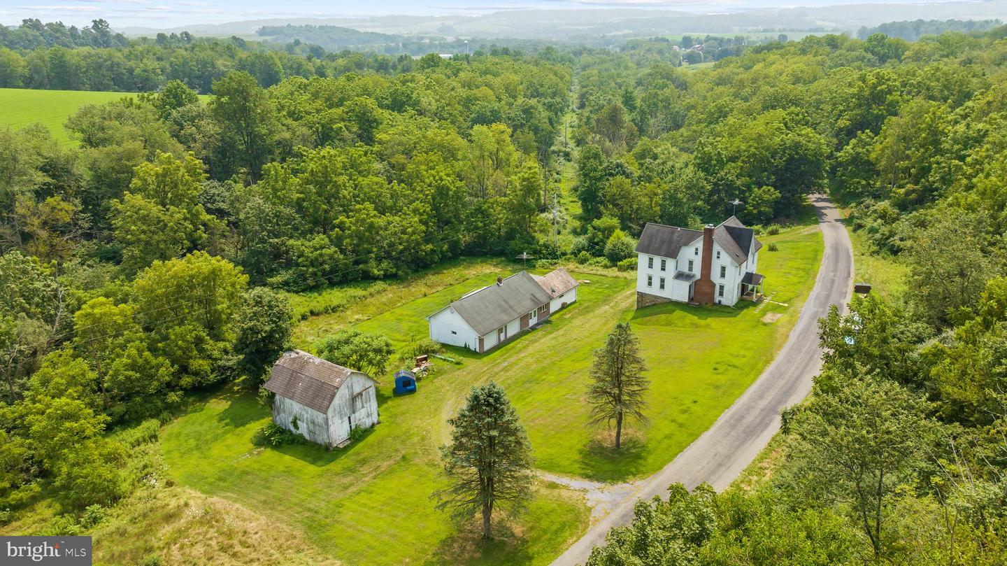7651 Autumn Road, New Tripoli