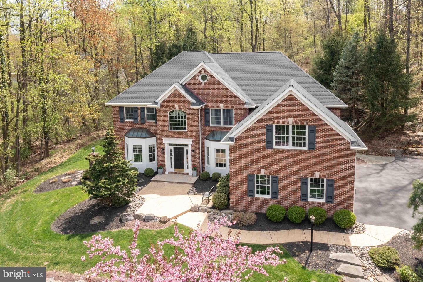 5572 Northwood Drive, Center Valley