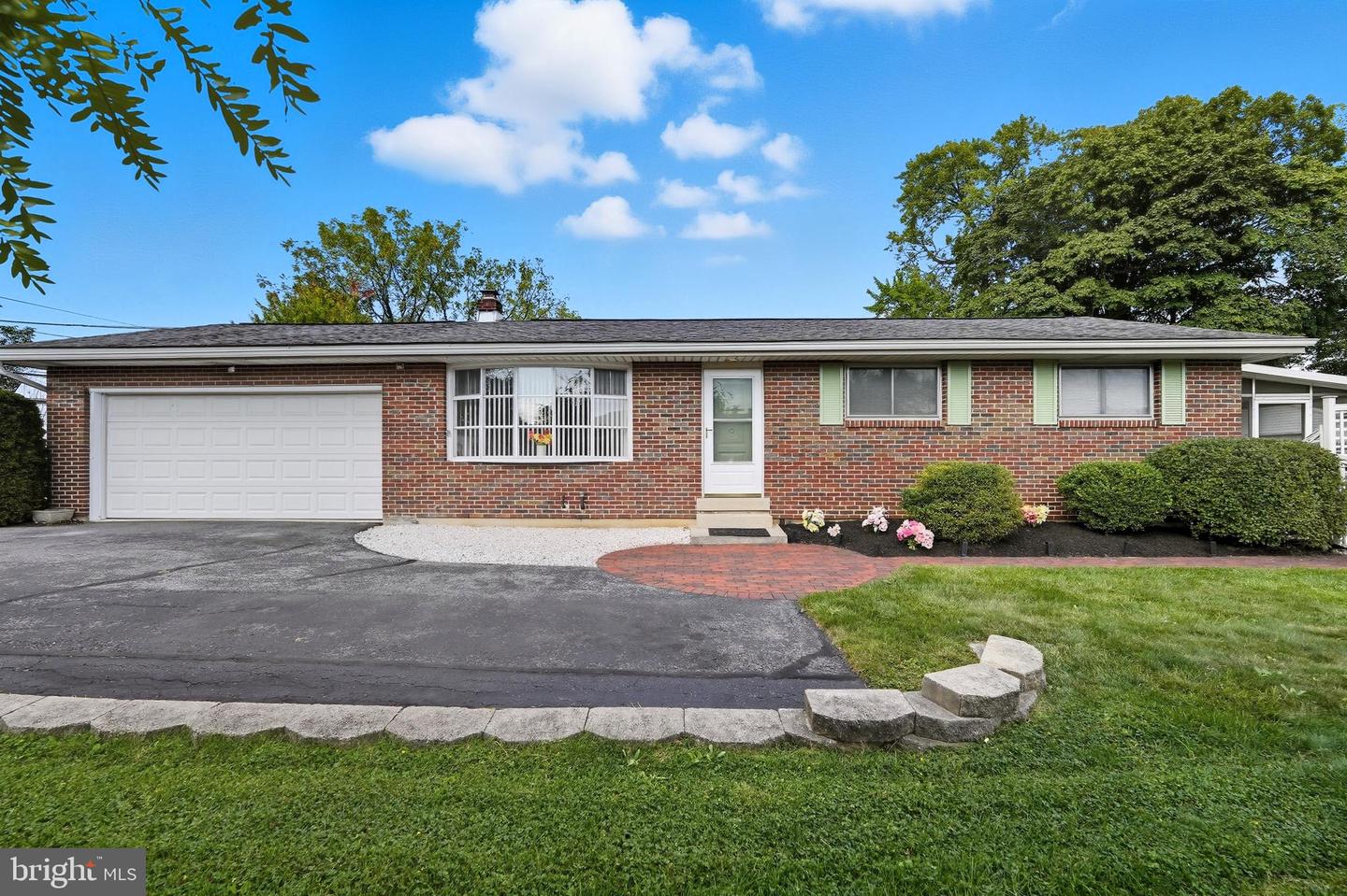6342 Chapmans Road, Allentown