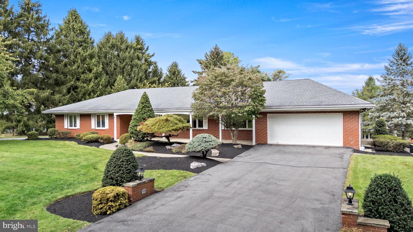 871 Robin Hood Drive, Allentown