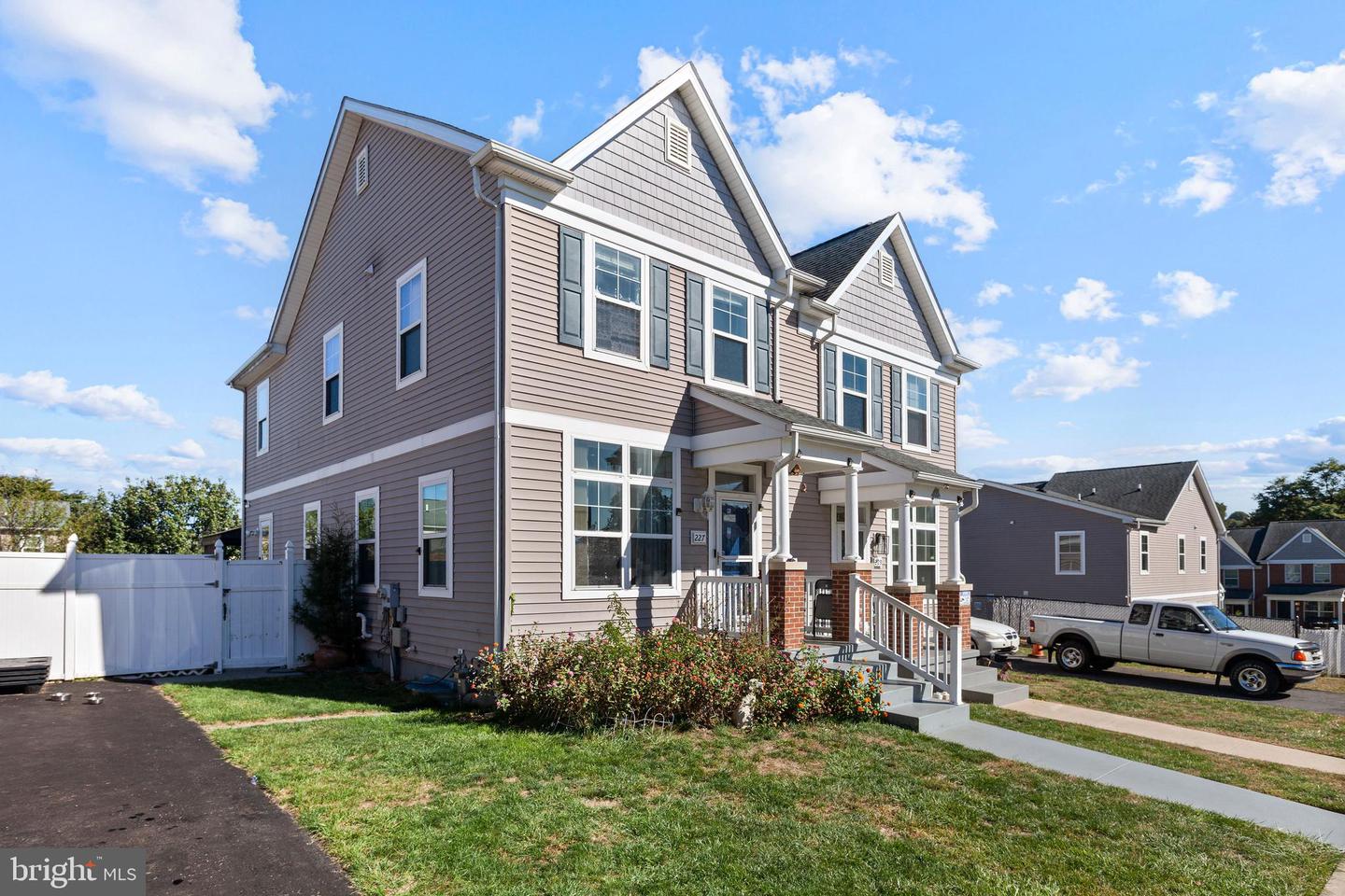 227 E Court Street, Allentown