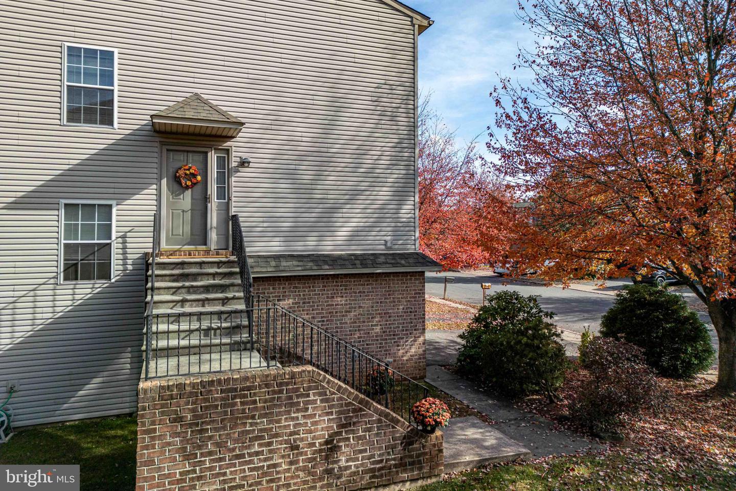 2879 Sequoia Drive, Macungie