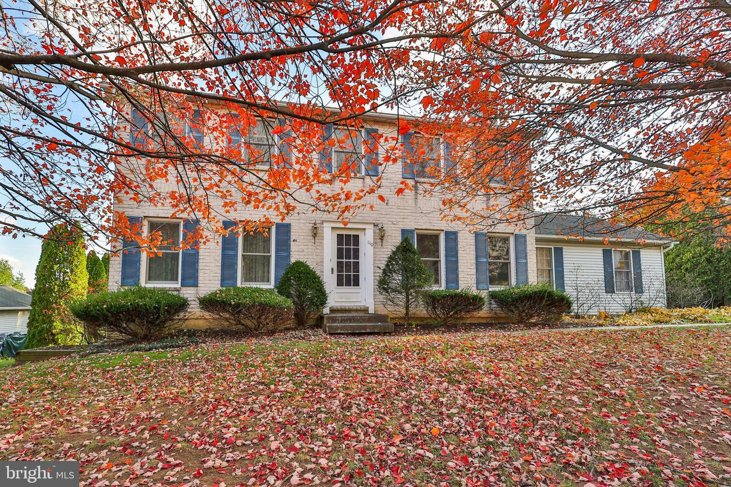 1110 Greenbriar Lane, Laurys Station