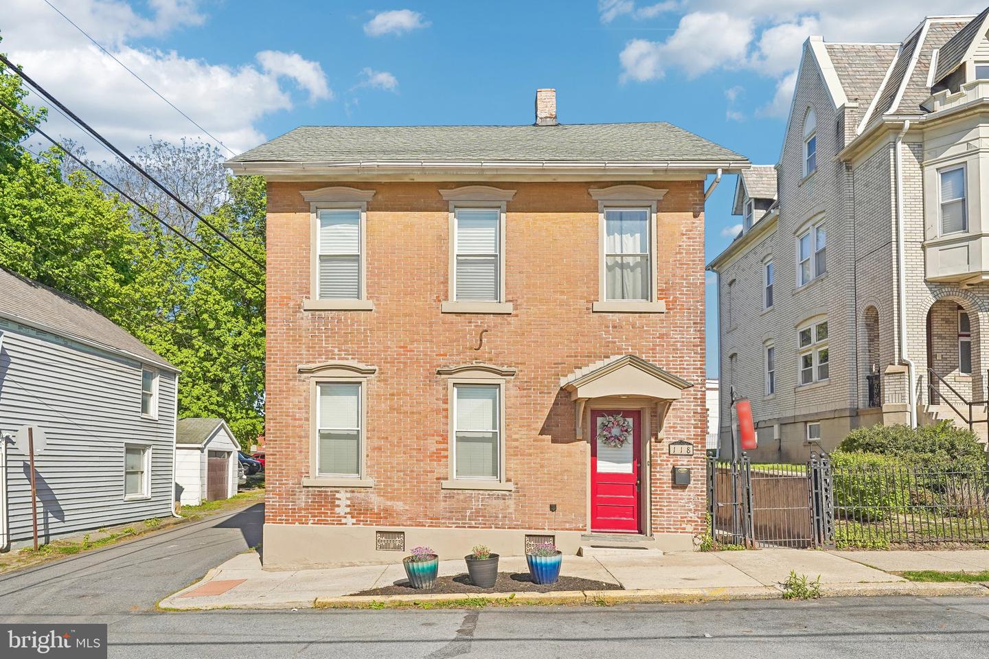118 Union Street, Catasauqua
