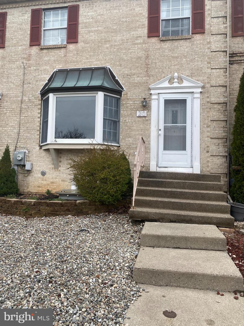 20 Lincoln Place, Whitehall