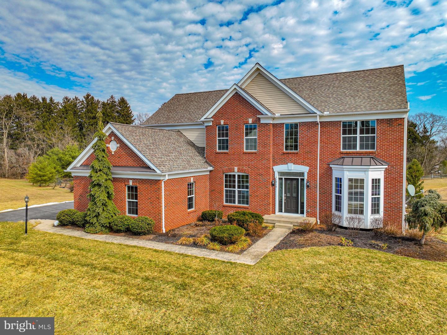 1919 Pembrooke Drive, Macungie