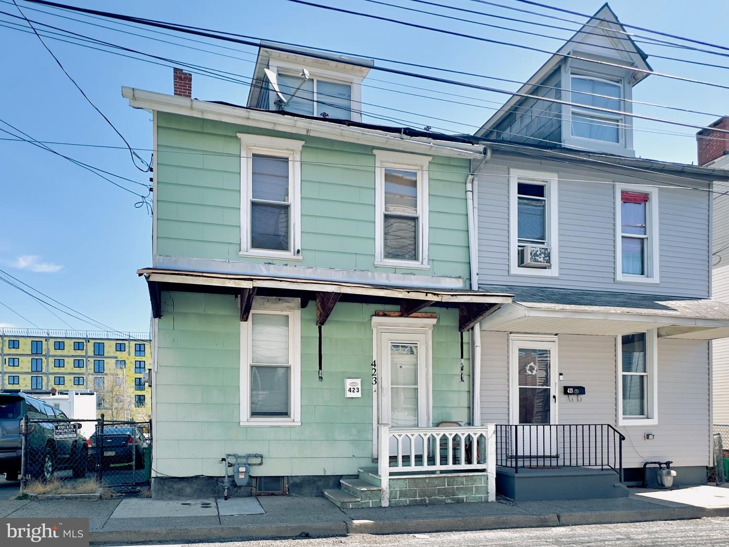 423 N Railroad Street, Allentown