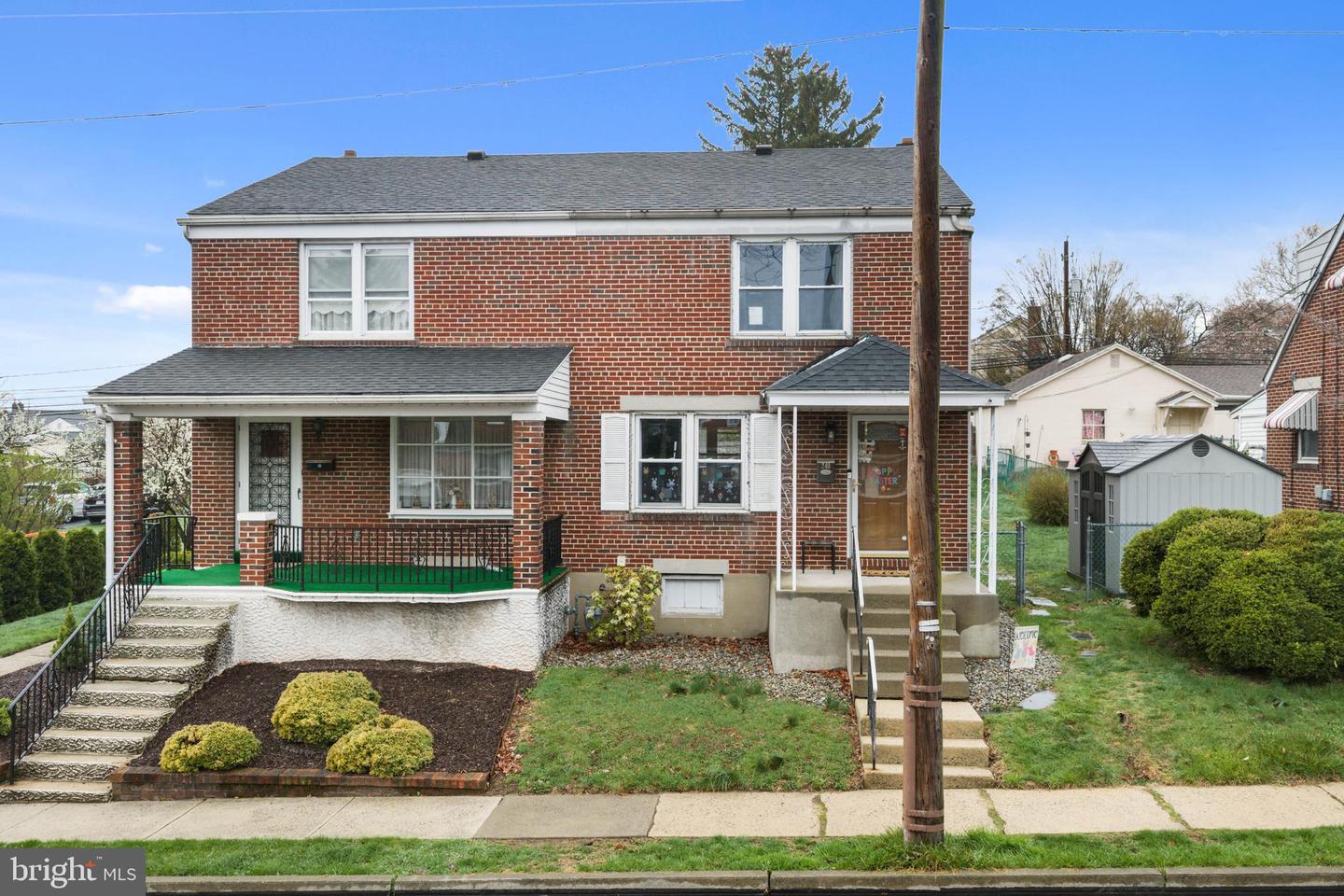 240 5th Street, Whitehall