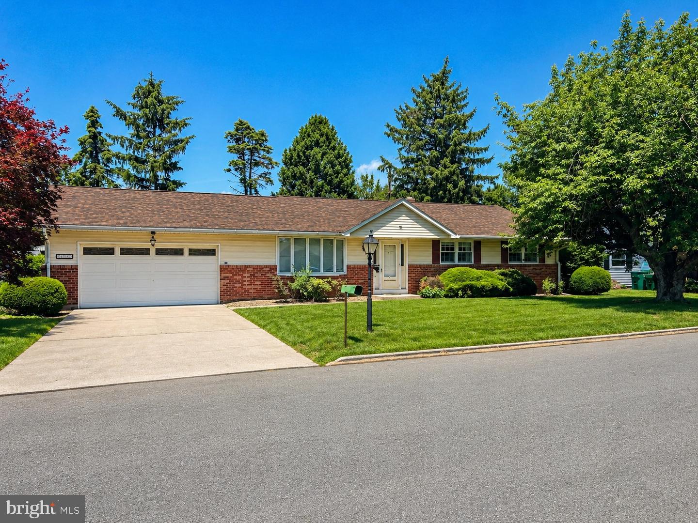 7515 Woodbine Road, Macungie