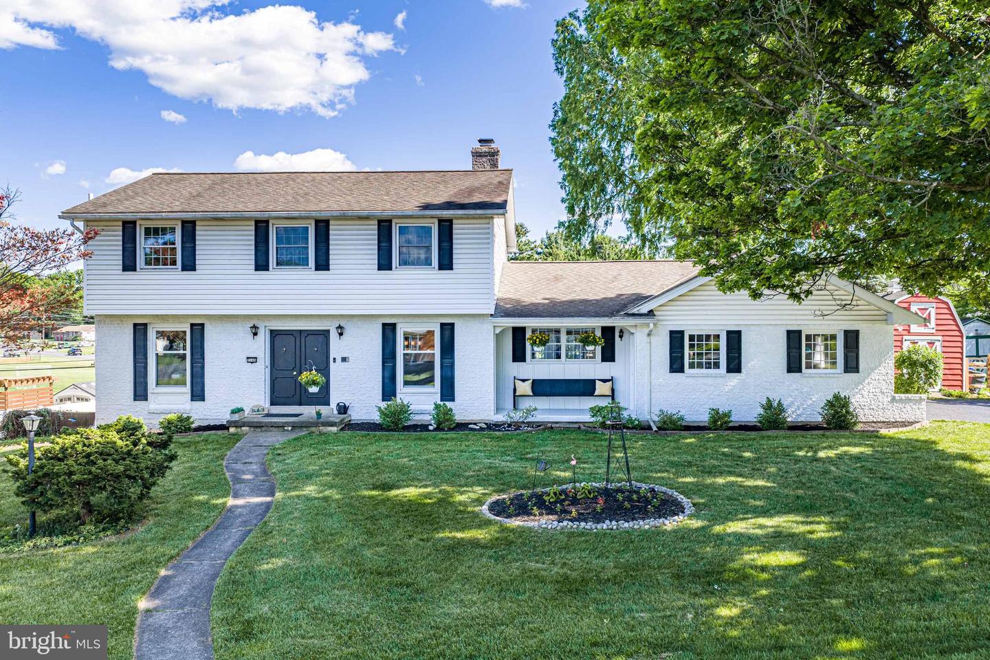 3146 Club Drive