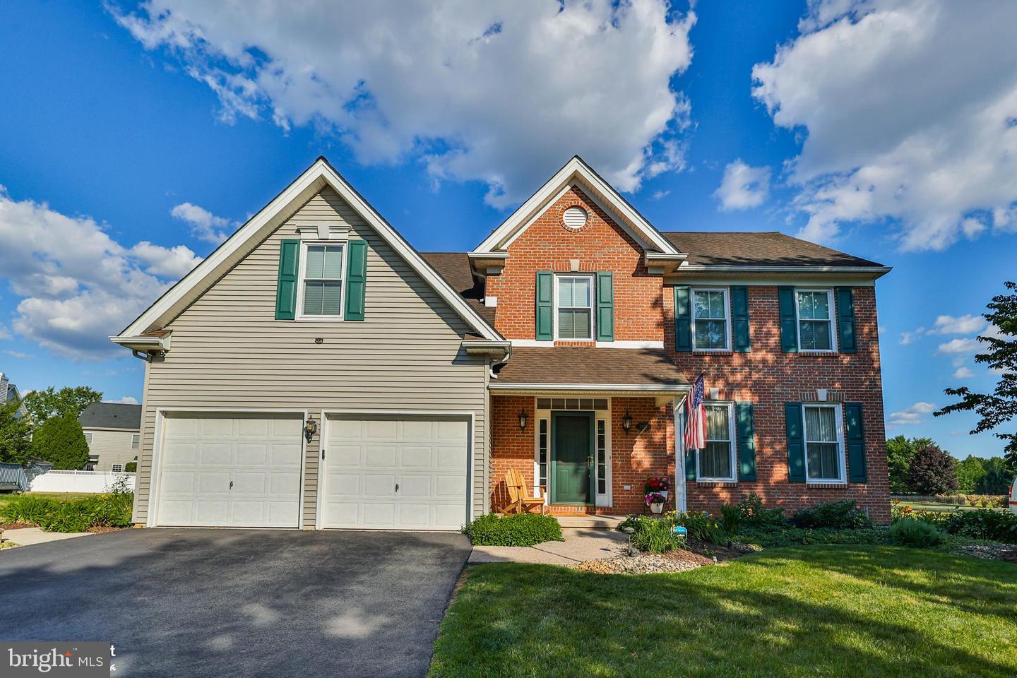 4826 Somerset Lane