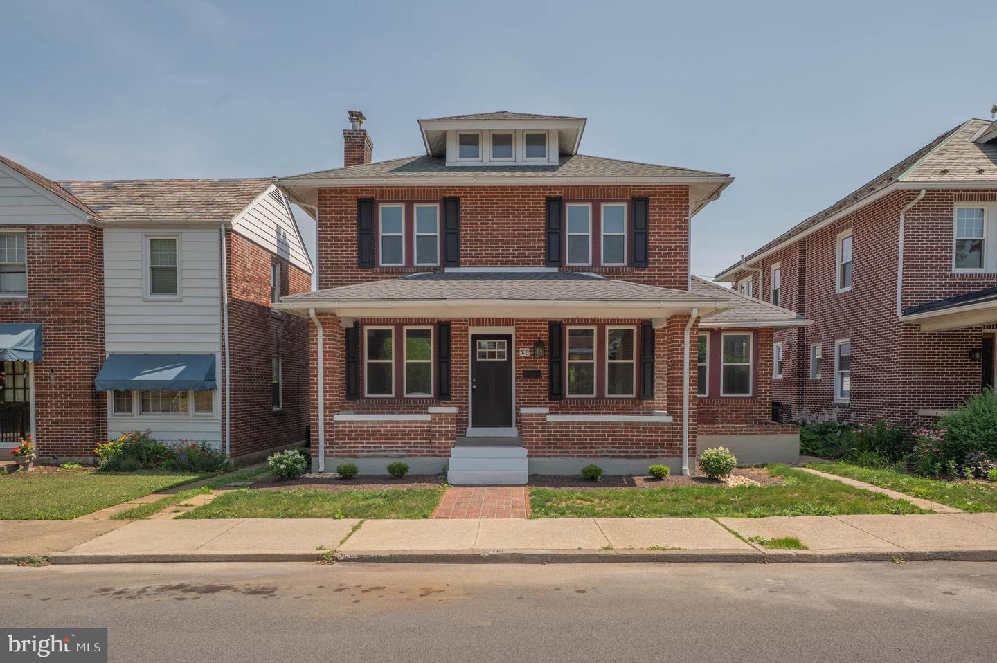 309 N 2nd Street