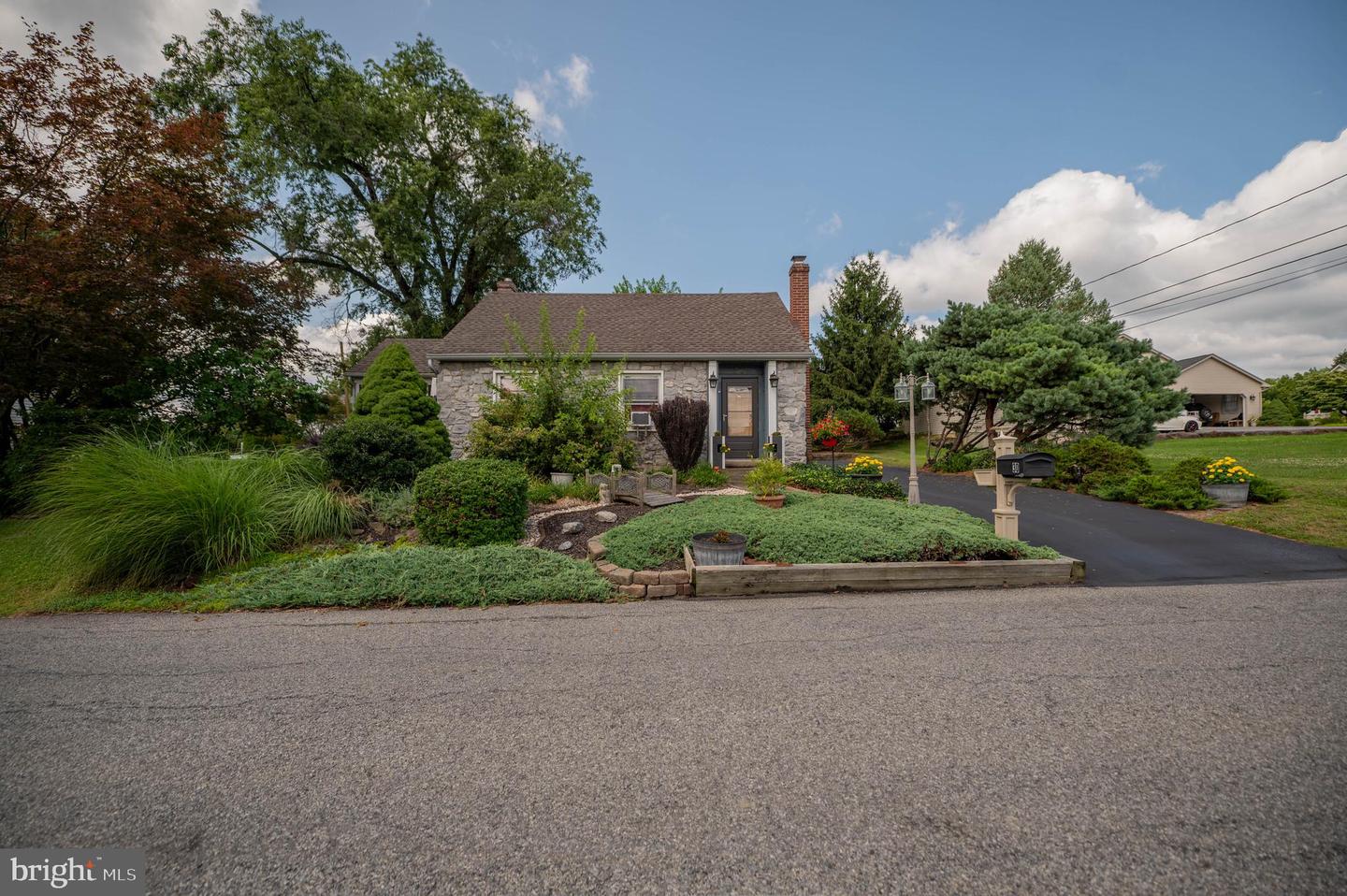 30 N 38th Street
