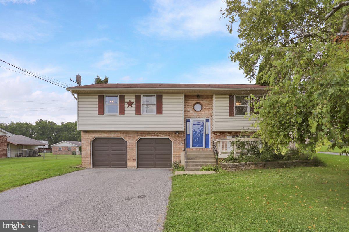 2435 Levans Road