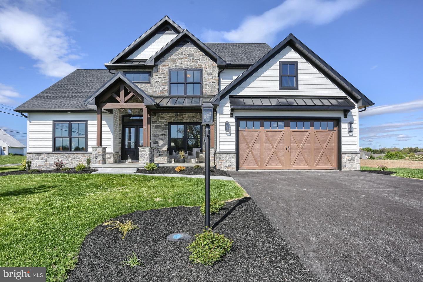 101 Dream Dr, Lebanon