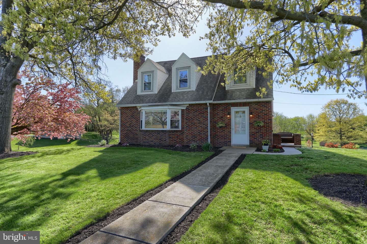 1030 E Maple Street, Lebanon
