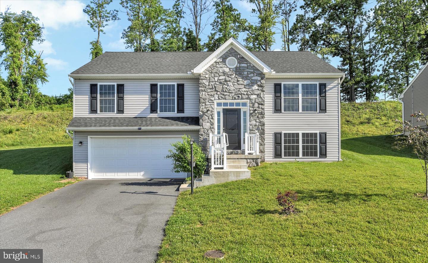 526 Darlington Avenue, Jonestown