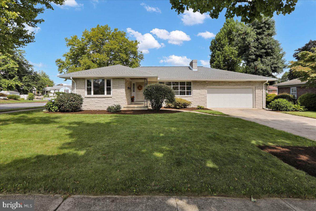 505 E Walnut Street, Palmyra