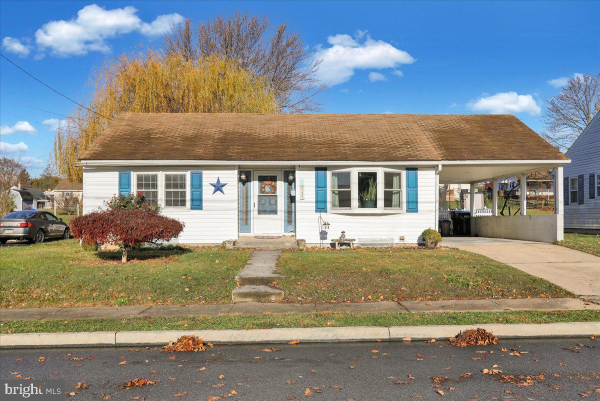 737 W Oak Street, Palmyra