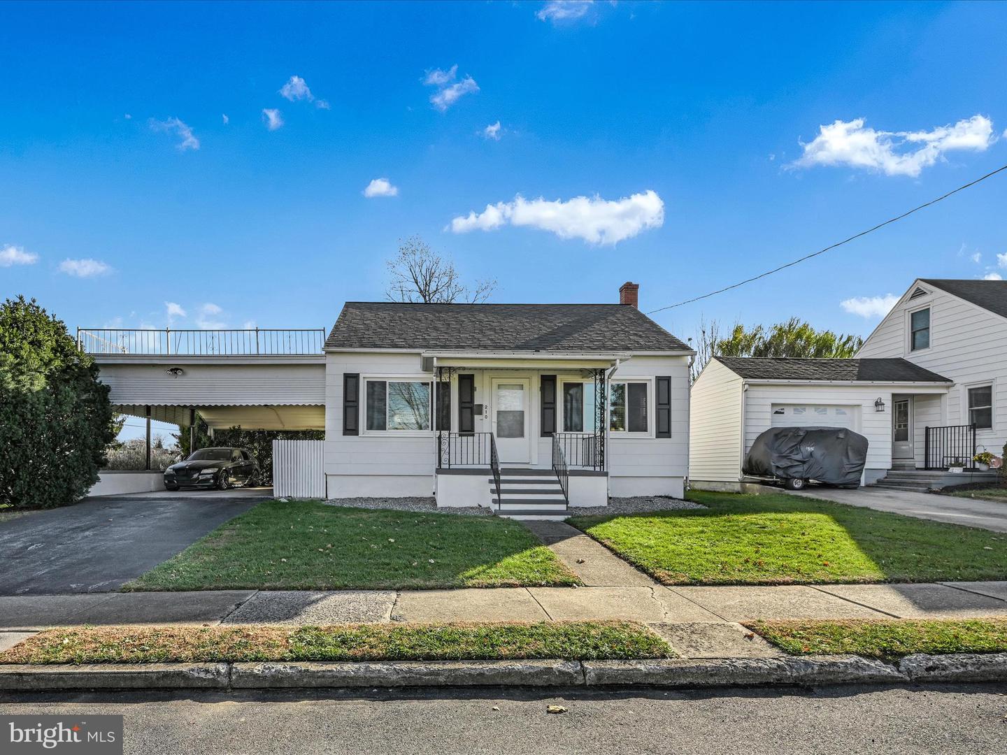 210 W Walnut Street, Cleona