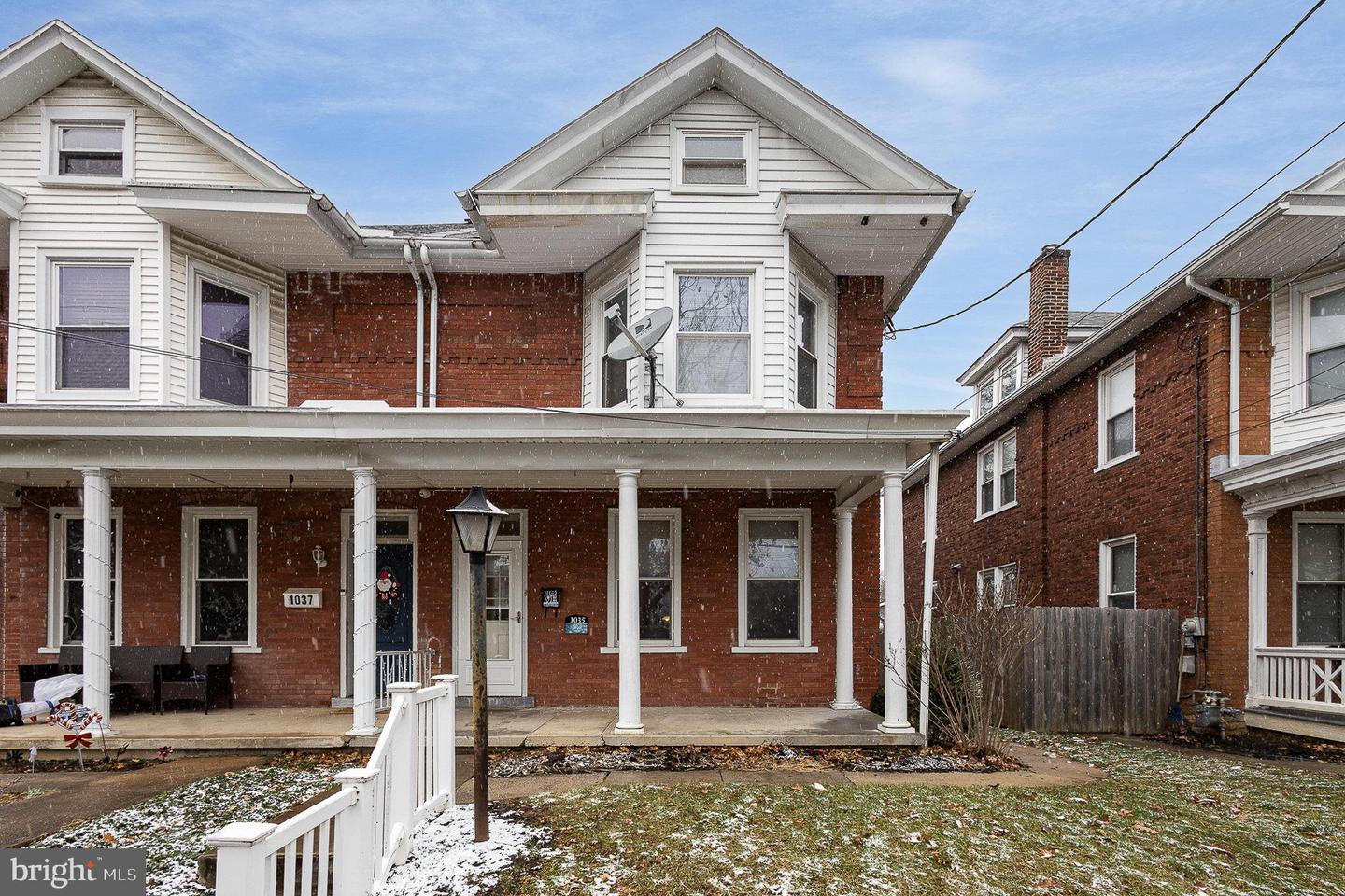 1035 Poplar Street, Lebanon