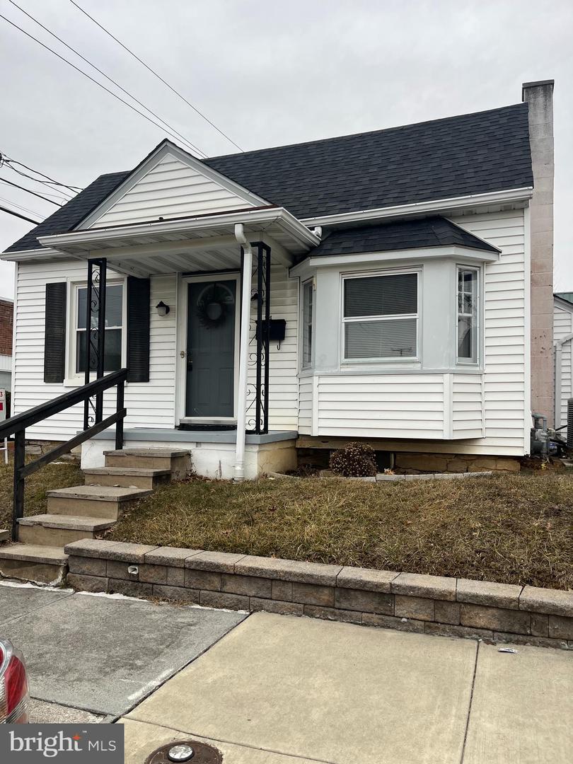 24 S College Street, Palmyra