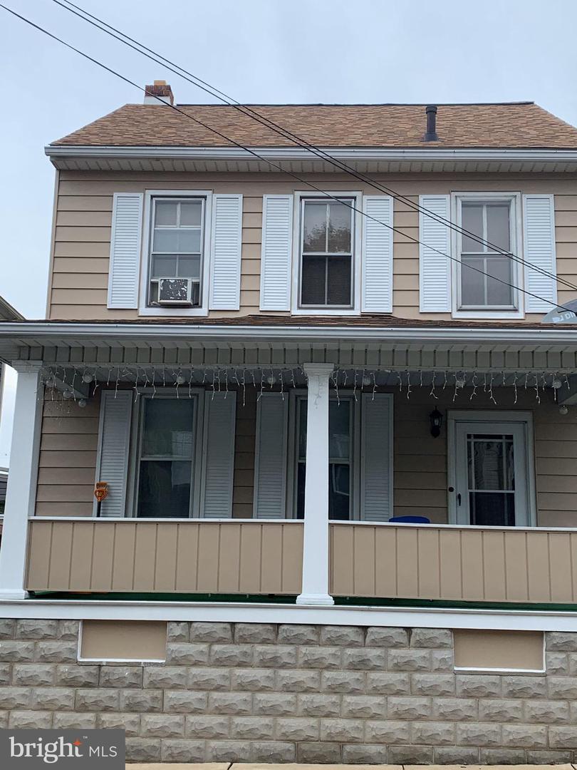 17 Pershing Avenue, Lebanon