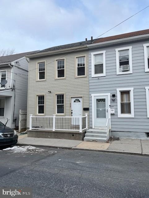 239 Weidman Street, Lebanon