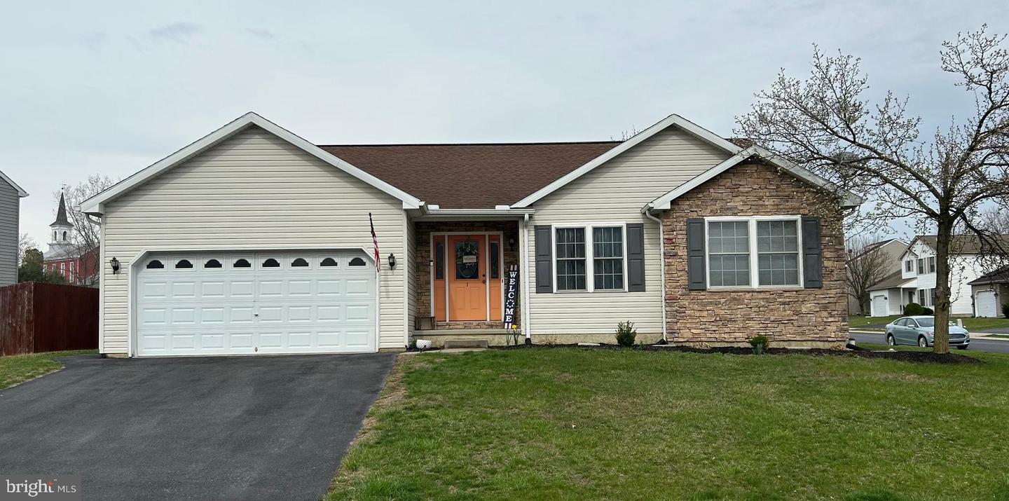 1 Williamsburg Drive, Jonestown