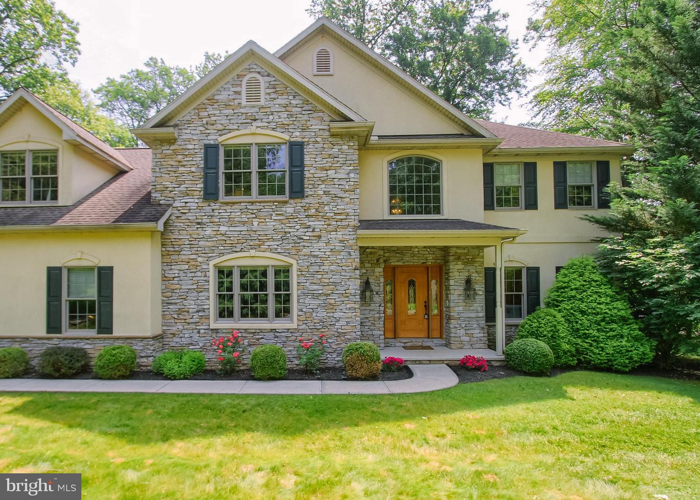 502 Woodland Circle, Lebanon