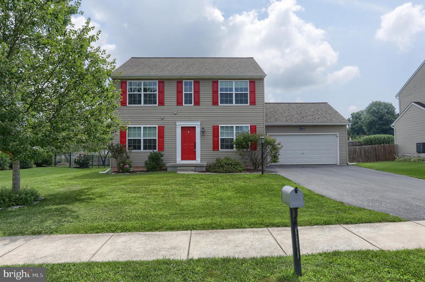 150 Woodlawn Avenue, Palmyra