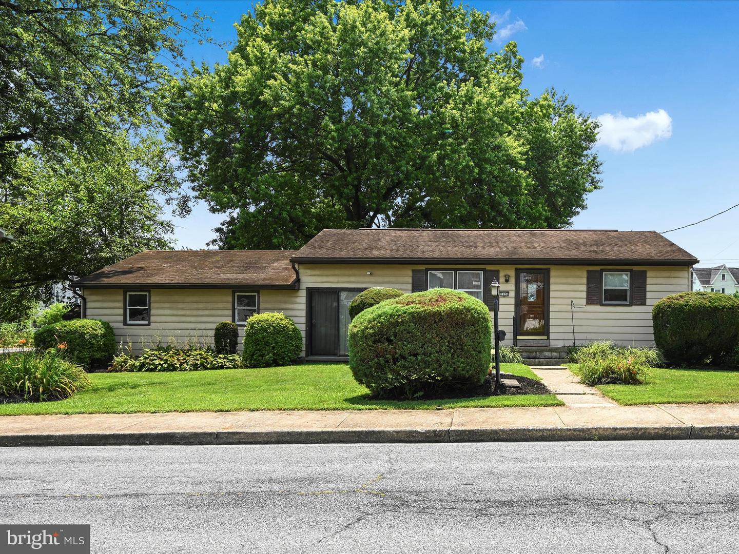 1526 Lafayette Street, Lebanon