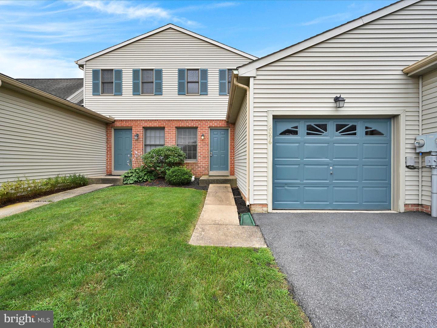 2096 Walnut Street, Lebanon