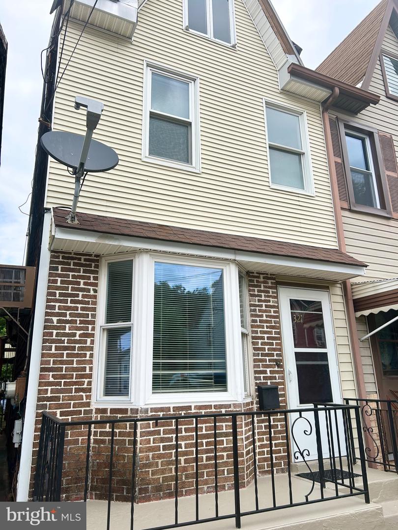 321 E Weidman Street, Lebanon